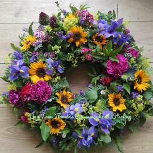 Traditional Style Large Wreath