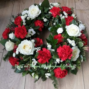 Deluxe Wreath in Red and White